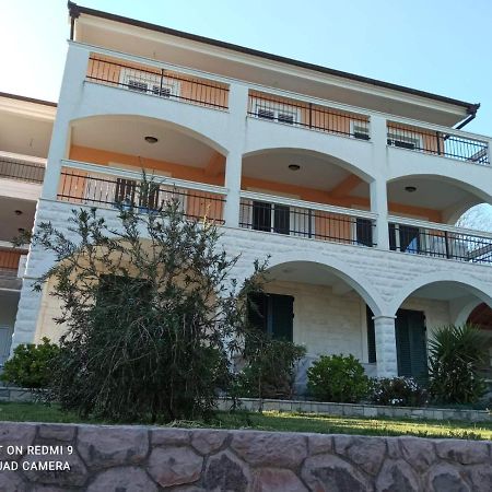 Apartmani Andrea Херцег Нови Екстериор снимка
