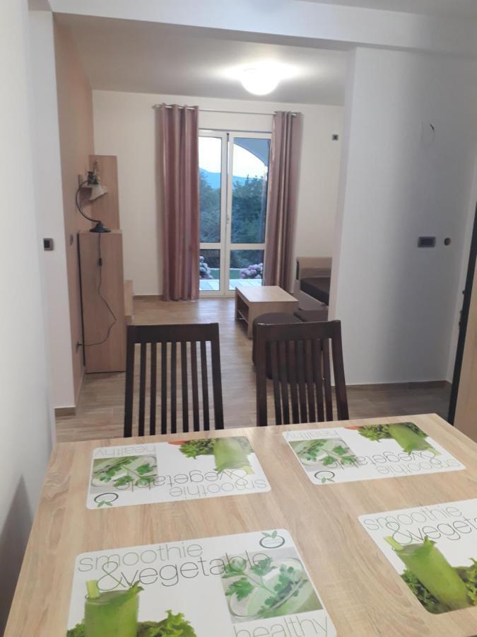 Apartmani Andrea Херцег Нови Екстериор снимка