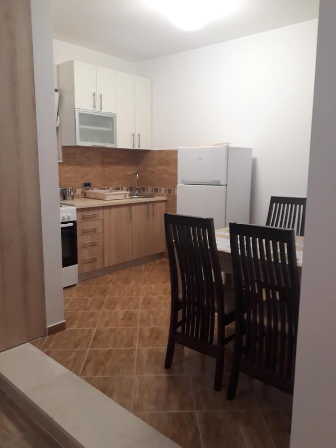 Apartmani Andrea Херцег Нови Екстериор снимка
