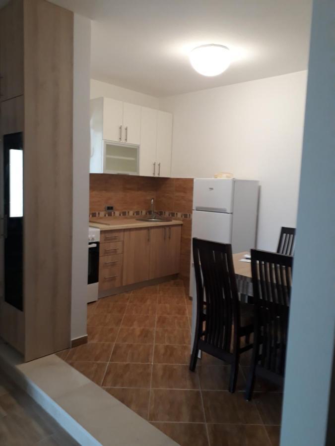 Apartmani Andrea Херцег Нови Екстериор снимка